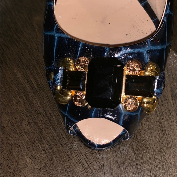 Heels - Picture 3 of 5